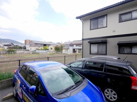 �y���]�z�@