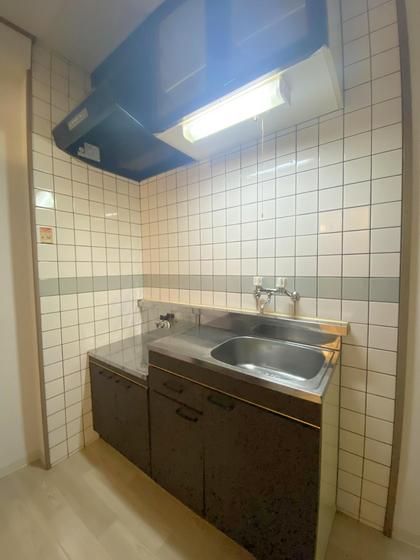 �y�L�b�`���z�@