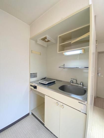 �y�L�b�`���z�@