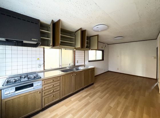 �y�L�b�`���z�@