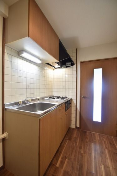 �y�L�b�`���z�@