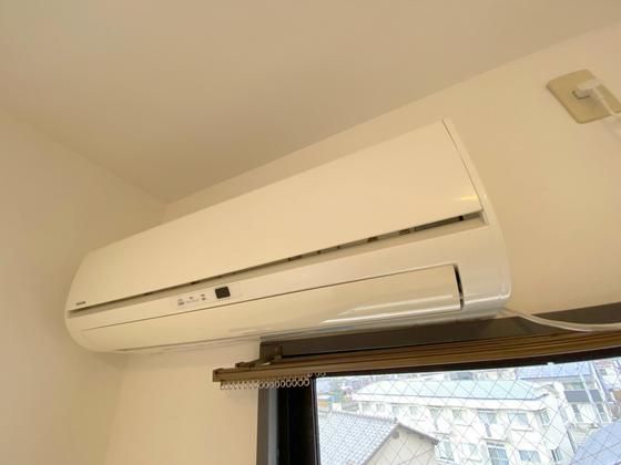 �y���̑��ݔ��z�@