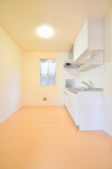 �y�L�b�`���z�@