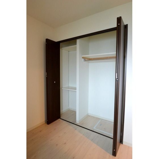 �y���[�z�@�N���[�[�b�g