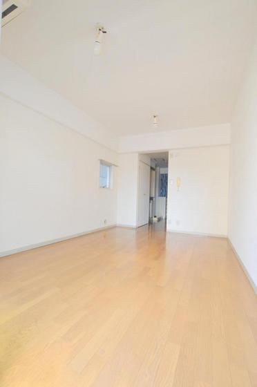 �y���̑������E�X�y�[�X�z�@