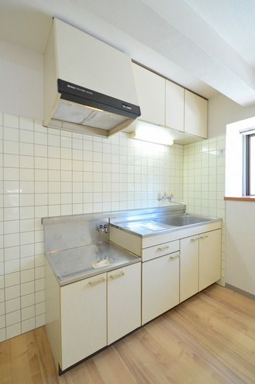 �y�L�b�`���z�@