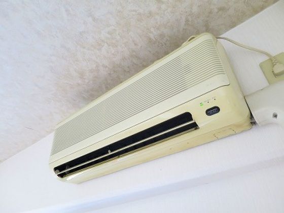 �y���̑��ݔ��z�@�G�A�R��