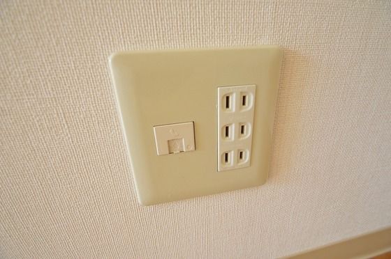 �y���̑��ݔ��z�@