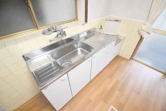 �y�L�b�`���z�@