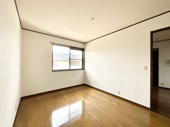 �y���̑������E�X�y�[�X�z�@