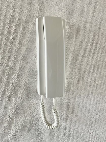 �y�Z�L�����e�B�z�@