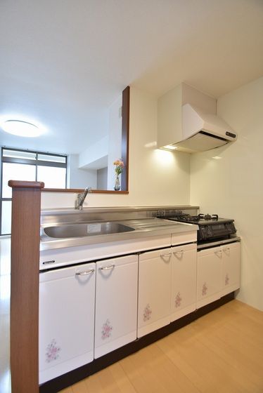 �y�L�b�`���z�@