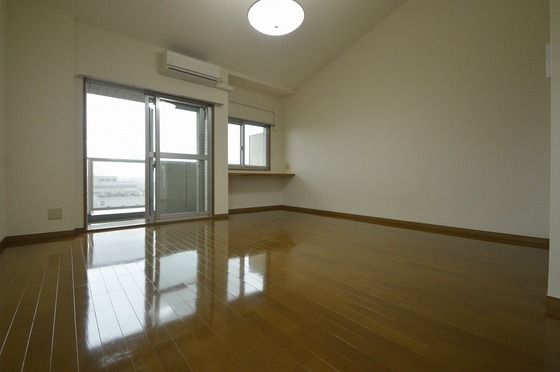 �y���̑������E�X�y�[�X�z�@