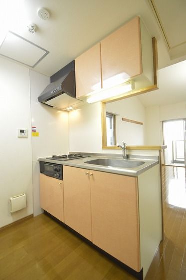 �y�L�b�`���z�@