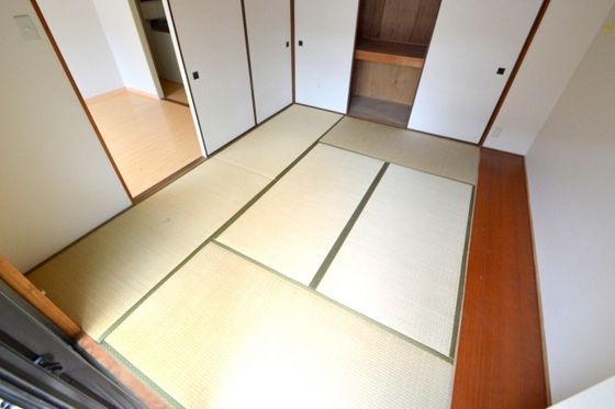 �y�����E���r���O�z�@�a��6��