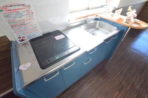 �y�L�b�`���z�@IH2���J�E���^�[�L�b�`��(^O^)