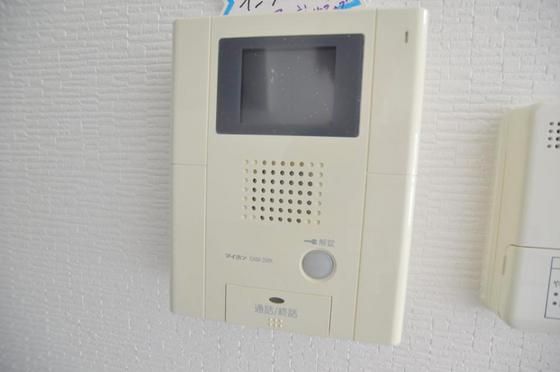 �y�Z�L�����e�B�z�@���j�^�[�t���C���^�[�z��(^O^)