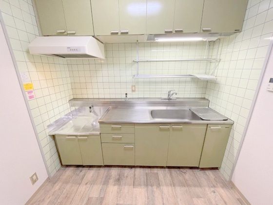 �y�L�b�`���z�@