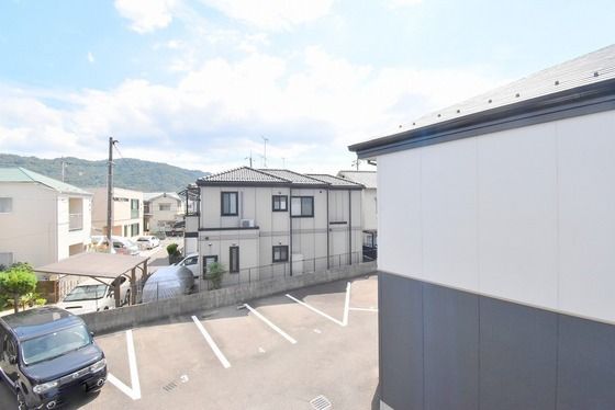 �y���]�z�@