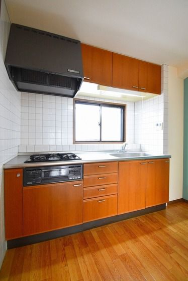 �y�L�b�`���z�@