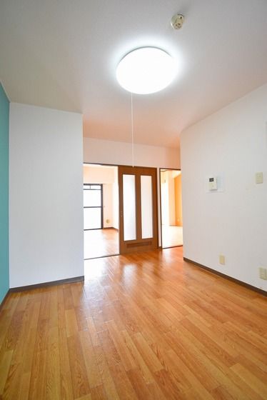 �y���̑������E�X�y�[�X�z�@