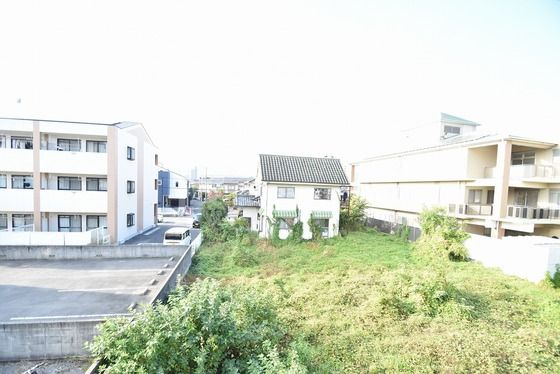 �y���]�z�@