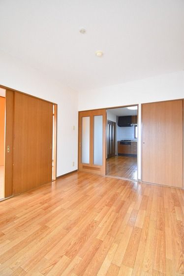 �y���̑������E�X�y�[�X�z�@