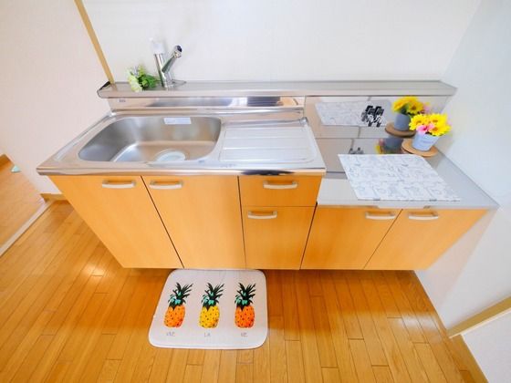 �y�L�b�`���z�@