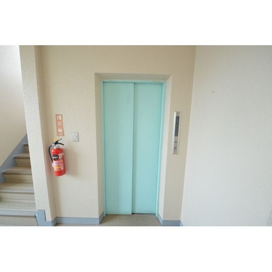 �G���x�[�^�L