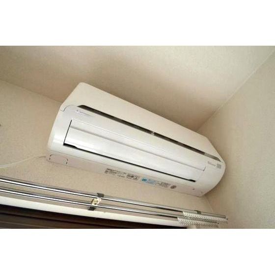 �y���̑��ݔ��z�@�G�A�R��