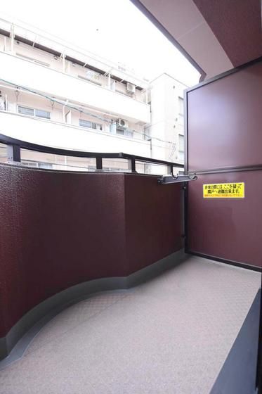 �y�o���R�j�[�z�@