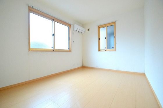 �y���̑������E�X�y�[�X�z�@