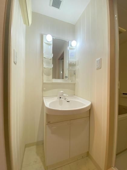 �y���ʏ��z�@