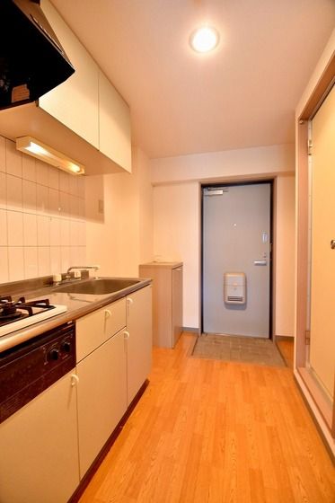 �y���̑������E�X�y�[�X�z�@