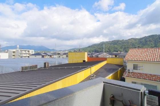 �y���]�z�@