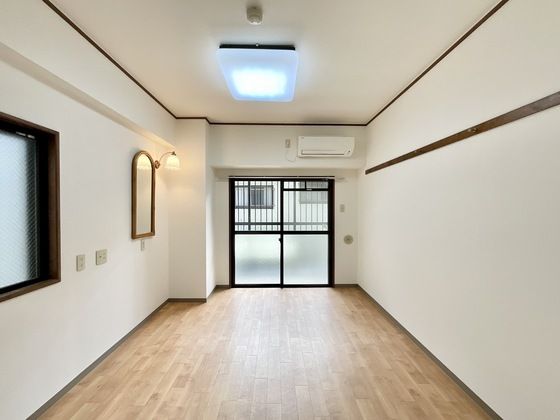 �y���̑������E�X�y�[�X�z�@