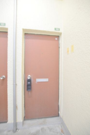 �y�Z�L�����e�B�z�@