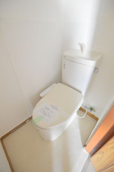 �y�g�C���z�@