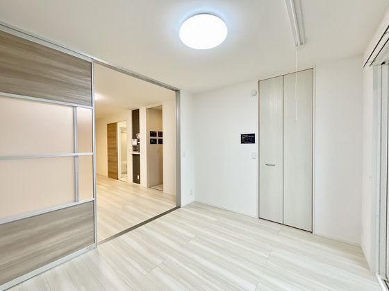 �y���̑������E�X�y�[�X�z�@