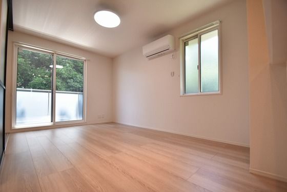 �y���̑������E�X�y�[�X�z�@