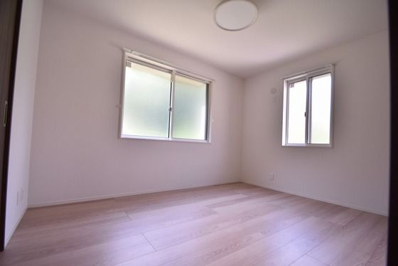 �y���̑������E�X�y�[�X�z�@