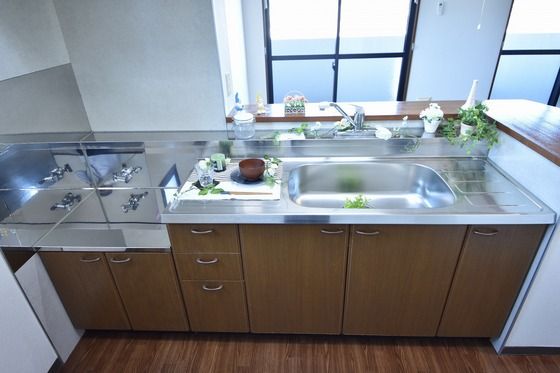 �y�L�b�`���z�@