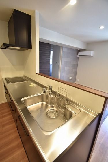 �y�L�b�`���z�@