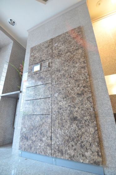 �֗��ȑ�z�{�b�N�X������(^^)