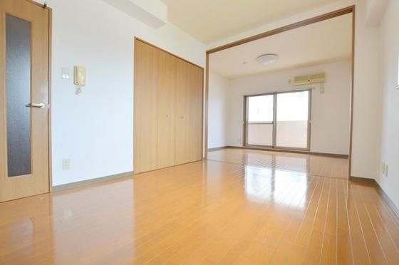 �y�����E���r���O�z�@�L�b�`���X�y�[�X���L�X��