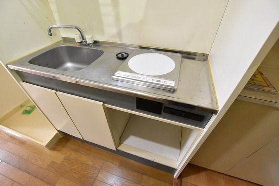 �y�L�b�`���z�@