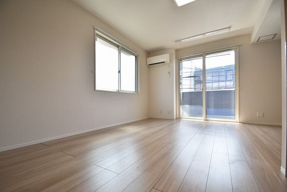 �y���̑������E�X�y�[�X�z�@