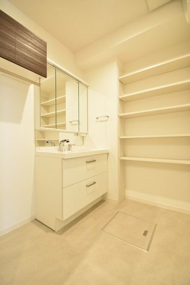 �y���ʏ��z�@