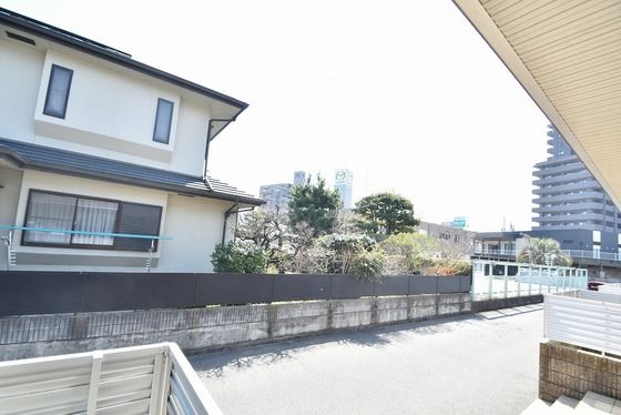 �y���]�z�@