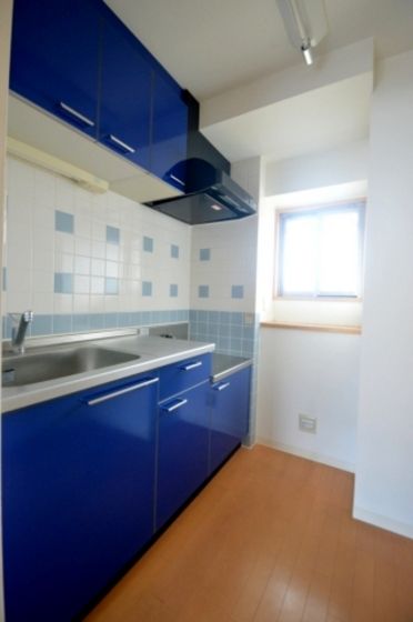 �y�L�b�`���z�@�Ɨ��L�b�`�����